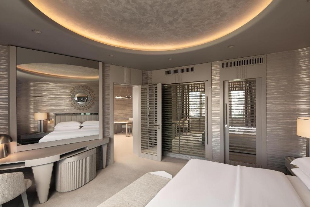 هتل شرایتون کانونشن سنتر